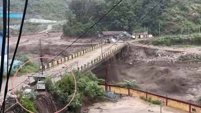 Himachal Pradesh Flood 1