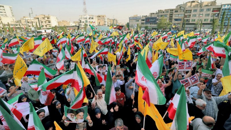 Iran Arrested 700 people of israel