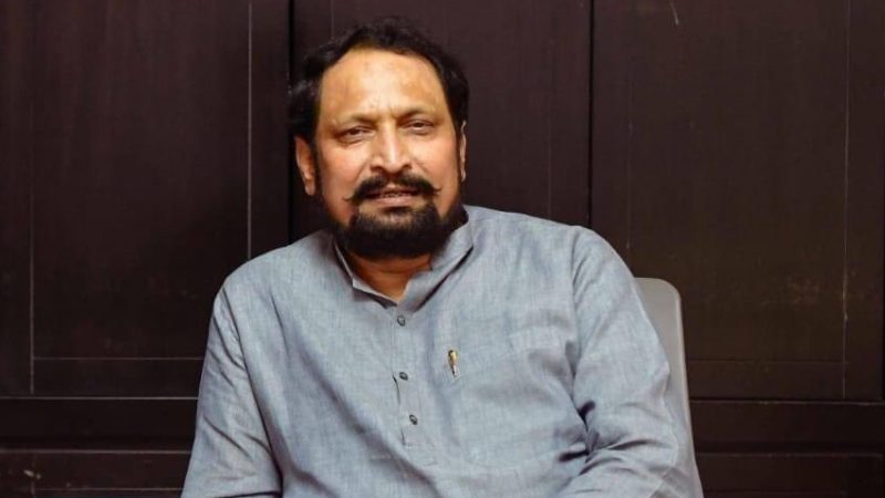 Lakshman Savadi 1