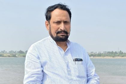 Laxman Savadi 1