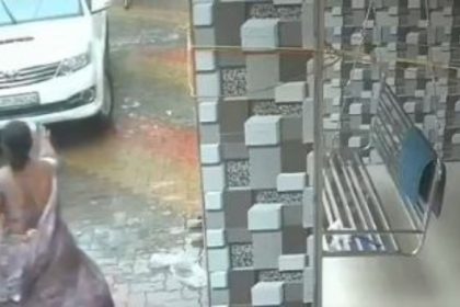 Miracle in Gujarat Toddler comes under SUV escapes without a scratch