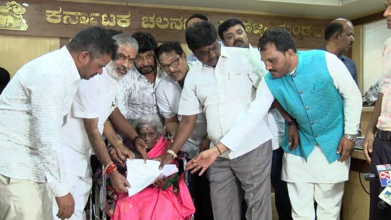 Salumarada Thimmakka