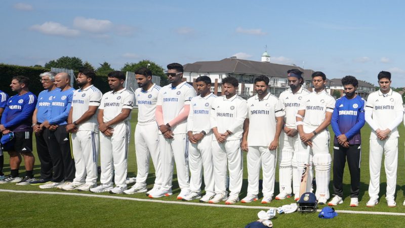 Team India Tribute to Plane crash in london