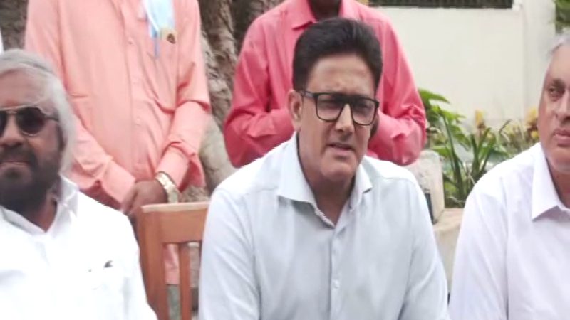 anil kumble