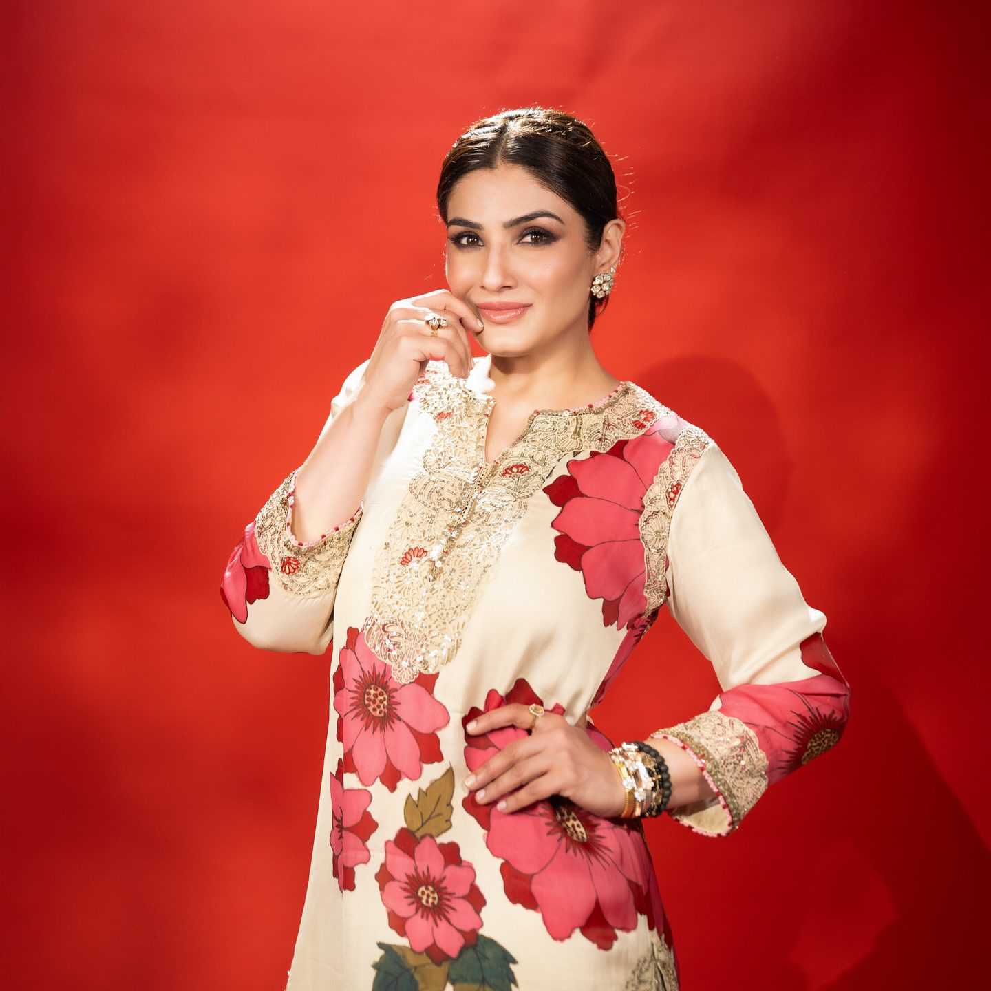 officialraveenatandon 2025 05 06T140734.000Z