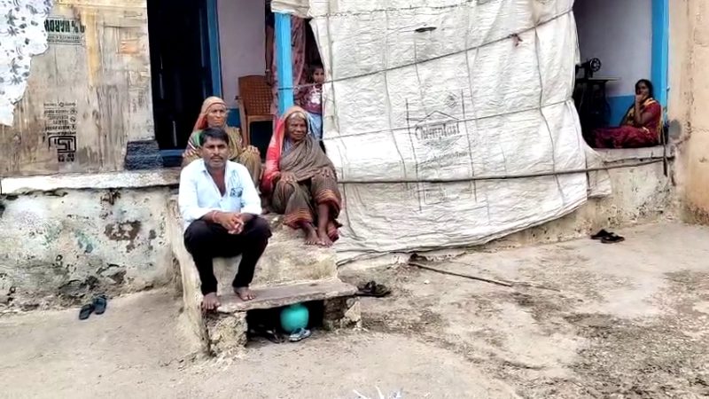 7 members of the same family die of heart attacks Four grandchildren undergo bypass surgery Mudhol