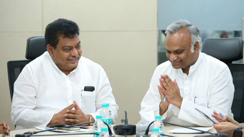 MB Patil And Priyank Kharge 3
