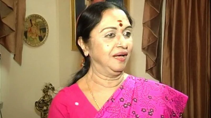 She performed puja and turned on the TV B Saroja Devis last moment