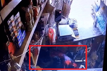 Shop owners be careful thieves will lure you elsewhere and steal your money Nelamangala Bengaluru 2