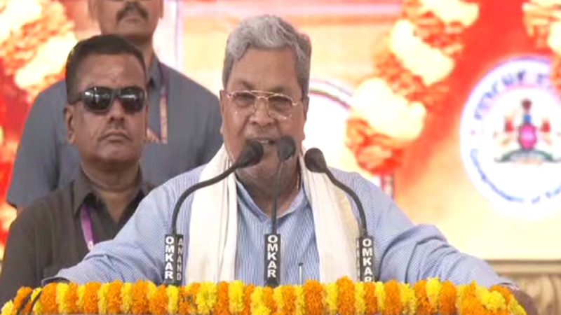 Siddaramaiah 03