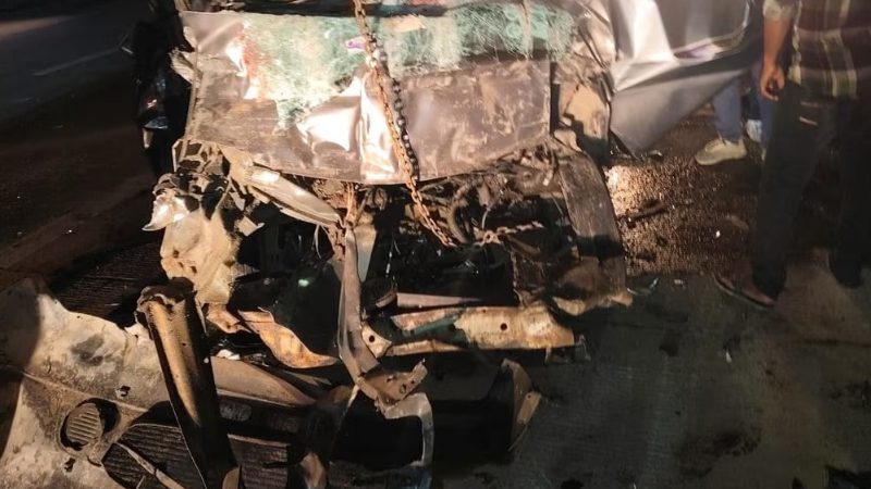 Yumuna expressway car accident