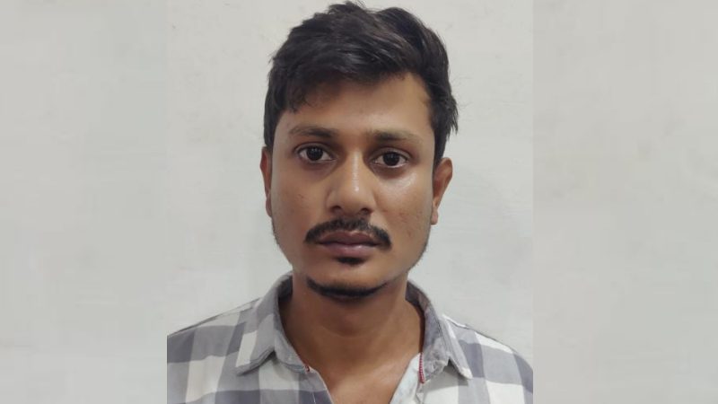 mobile phone found during surgery on prisoners stomach in shivamogga