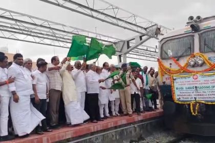 sindhanur bengaluru hubballi train
