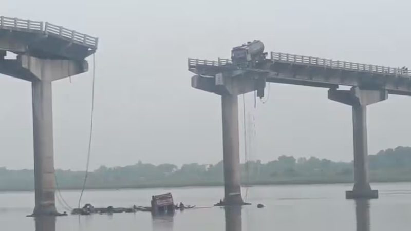 vadodara bridge collapse