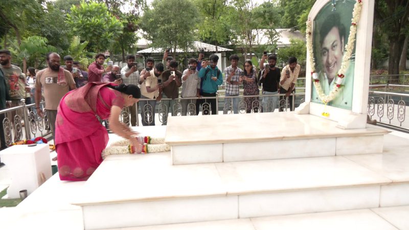 yash mother rajkumar samadhi