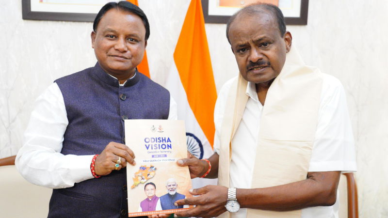 HD Kumaraswamy Mohan Charan Majhi 1
