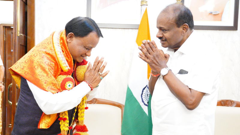 HD Kumaraswamy Mohan Charan Majhi 2