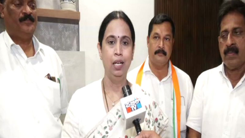 Lakshmi Hebbalkar 2