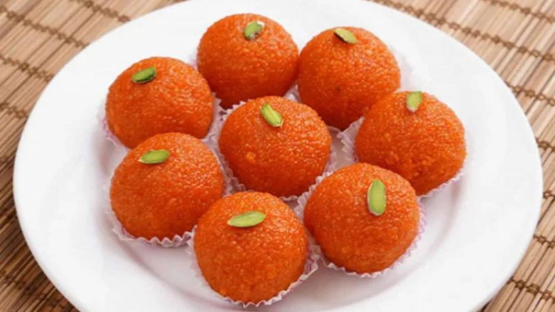 ಗಣೇಶ ಚತುರ್ಥಿ ಸ್ಪೆಷಲ್ - ಸುಲಭವಾಗಿ ಮಾಡಿ ಮೋತಿಚೂರ್ ಲಡ್ಡು 4 Motichoor ladoo 3