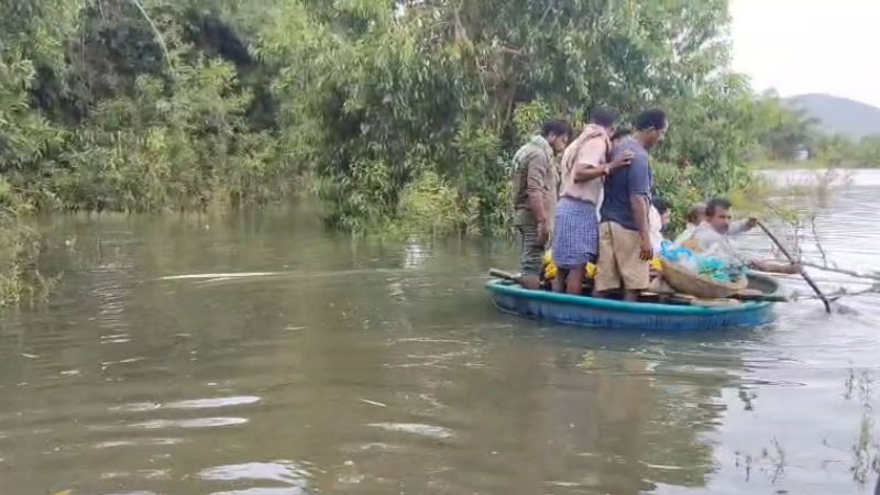 NRPura Villagers cremated bodies in the middle of the Bhadra river 1