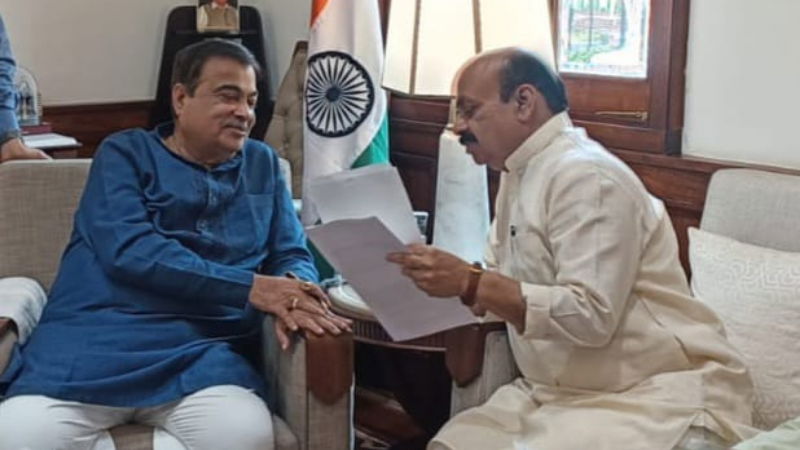 Nitin Gadkari Basavaraj Bommai