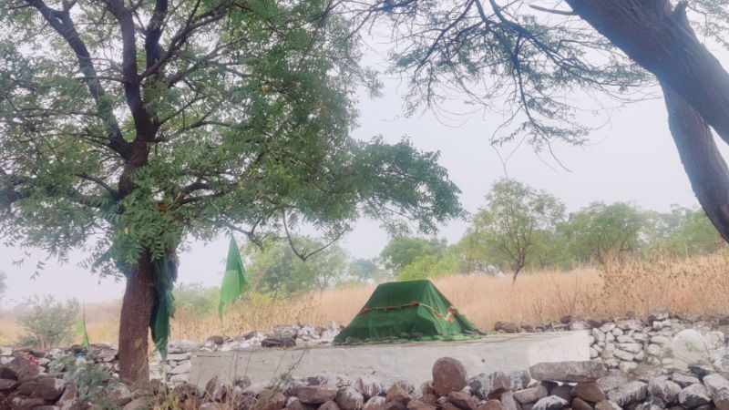 Two Mazar Found At Kalaburagi Central University University students pro Hindu organizations outraged 2