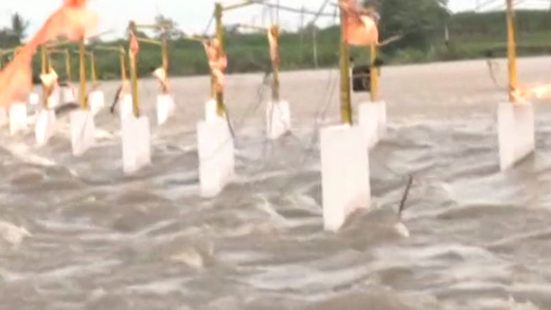 ಭೀಮಾ ನದಿಗೆ 2.10 ಲಕ್ಷ ಕ್ಯೂಸೆಕ್ ನೀರು ರಿಲೀಸ್ - ಯಲ್ಲಮ್ಮ ದೇವಿ ದೇವಸ್ಥಾನ ಜಲಾವೃತ 3 Yallamma Devi 2