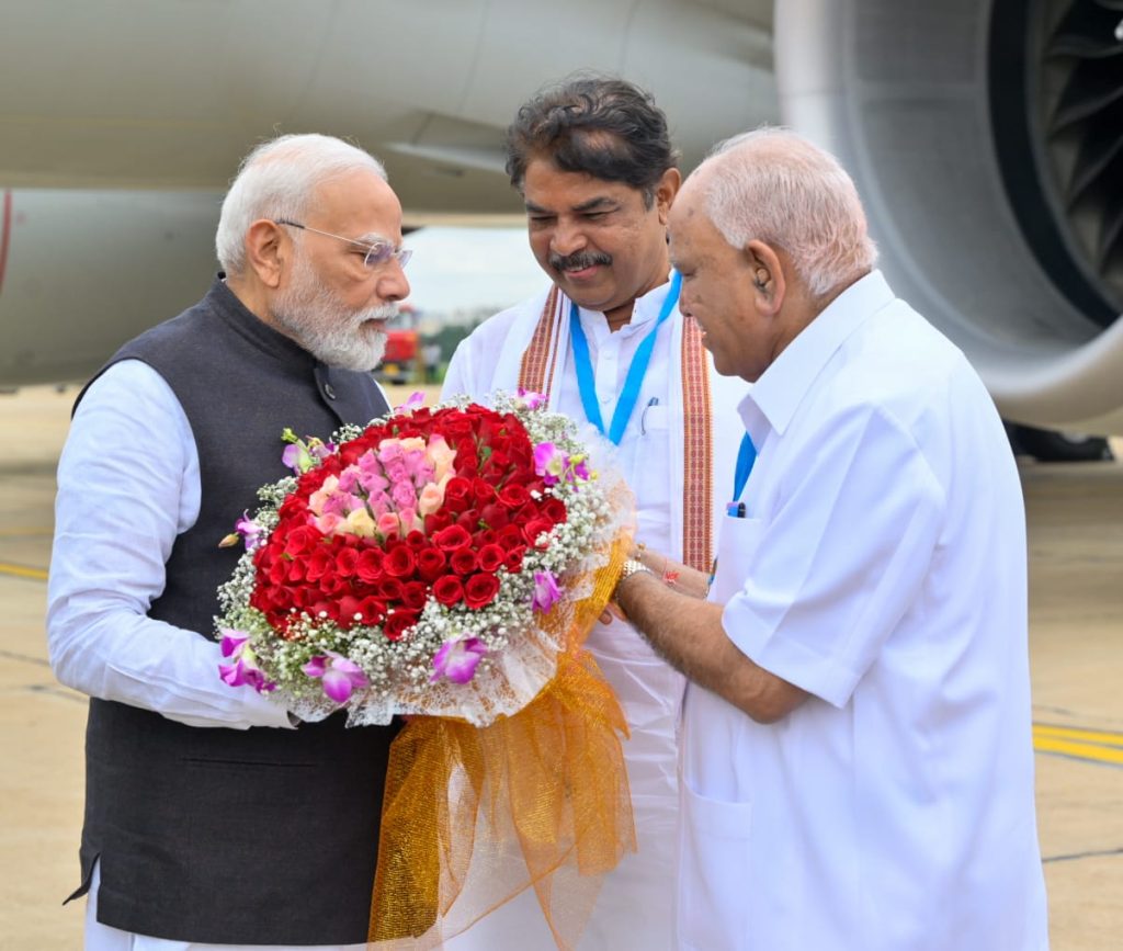 ಆಪರೇಷನ್ ಸಿಂಧೂರ ನಂತರ ಮೊದಲ ಬಾರಿಗೆ ಬೆಂಗಳೂರಿಗೆ ಬಂದಿದ್ದೇನೆ: ಮೋದಿ 27 modi yediyurappa