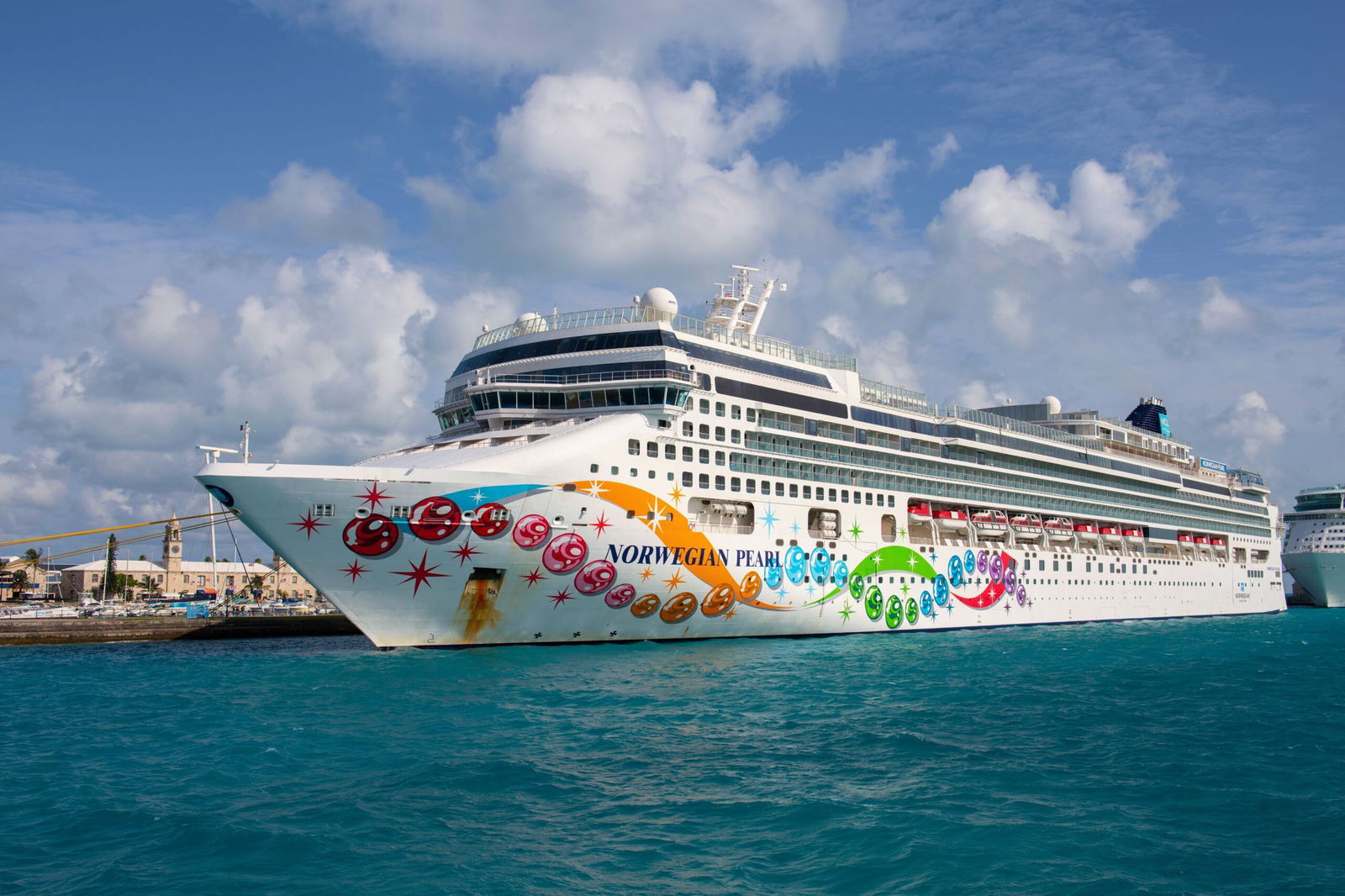 norwegian pearl scaled 1