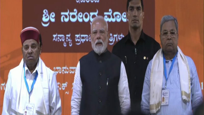 ಆಪರೇಷನ್ ಸಿಂಧೂರ ನಂತರ ಮೊದಲ ಬಾರಿಗೆ ಬೆಂಗಳೂರಿಗೆ ಬಂದಿದ್ದೇನೆ: ಮೋದಿ 10 pm modi IIIT program