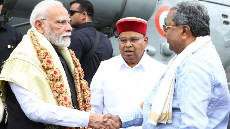 ಆಪರೇಷನ್ ಸಿಂಧೂರ ನಂತರ ಮೊದಲ ಬಾರಿಗೆ ಬೆಂಗಳೂರಿಗೆ ಬಂದಿದ್ದೇನೆ: ಮೋದಿ 22 pm modi siddaramaiah
