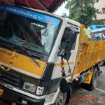 A Lorry crashed into a bakery in Malleshwaram Bengaluru