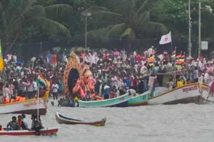 Ganesh idol immersions maharashtra