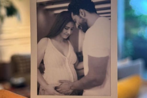 Katrina Kaif Flaunt Baby Bump Elegance Vicky Kaushal