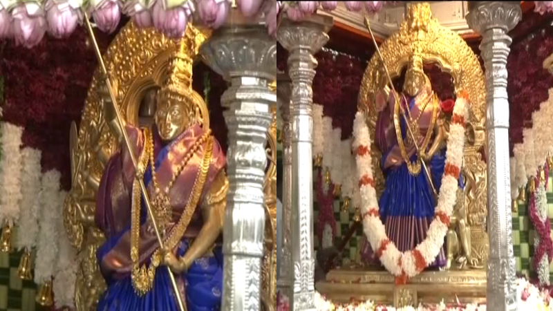 Mysuru Dasara Chamundi Goddess In Blue Saree