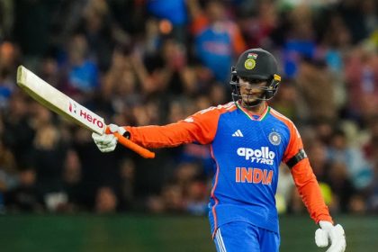 Ind vs Aus T20I | ಅಭಿಷೇಕ್ ಶರ್ಮಾ ಏಕಾಂಗಿ ಹೋರಾಟ ವ್ಯರ್ಥ - ಆಸೀಸ್ಗೆ 4 ವಿಕೆಟ್ಗಳ ಜಯ, ಸರಣಿ 1-0 ಮುನ್ನಡೆ 11 Abhishek Sharma 1