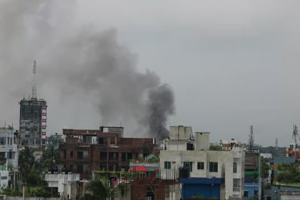 Bomb Blast Kills Nine Injures Four in Pakistans Peshawar