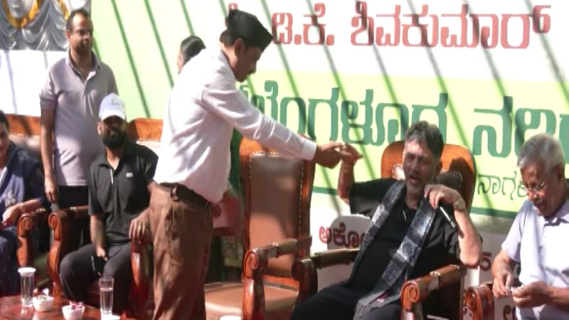 DK Shivakumar Munirathna