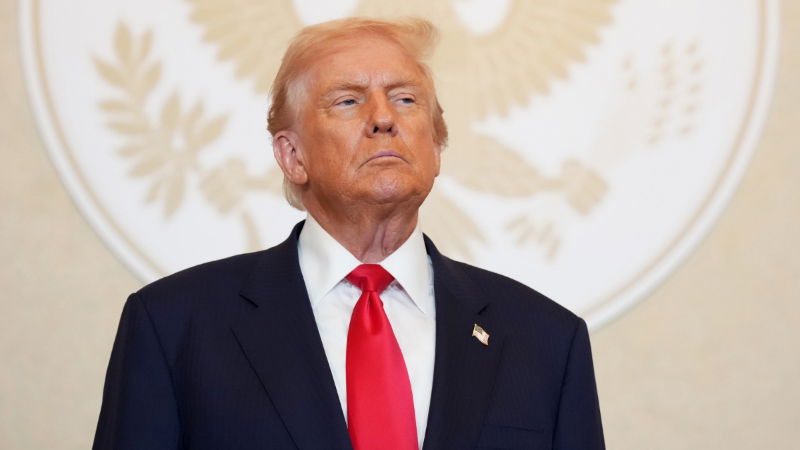 ವಲಸಿಗರ ಜಾಬ್ ಲೈಸೆನ್ಸ್ ಸ್ವಯಂ ನವೀಕರಣ ವ್ಯವಸ್ಥೆ ರದ್ದುಗೊಳಿಸಿದ ಯುಎಸ್ 1 Donald Trump 3