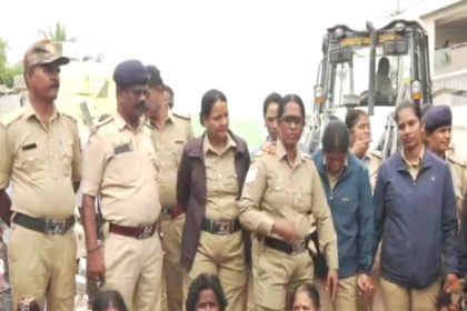 Eviction of 36 houses built on park land in 1