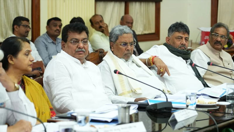 ರಾಜ್ಯದಲ್ಲಿ 27,000 ಕೋಟಿ ಹೂಡಿಕೆಗೆ ಅಸ್ತು - 13 ಯೋಜನೆಗಳಿಂದ 8,000 ಉದ್ಯೋಗ ಸೃಷ್ಟಿ 2 MB Patil 1