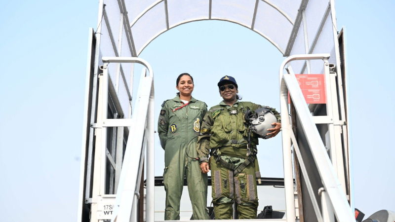 President Murmu Poses With Air Force Pilot Shivangi Singh Pakistan Had Claimed To Capture
