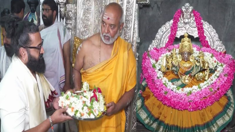 ಕಾಂತಾರ ಸಕ್ಸಸ್ - ದೈವಾರಾಧನೆಯಲ್ಲಿ ಎಲ್ಲೂ ತಪ್ಪಾಗಿಲ್ಲ, ನಾನೇನು ಹೊಸಬನಲ್ಲ: ರಿಷಬ್ ಶೆಟ್ಟಿ 18 Rishab Shetty 2
