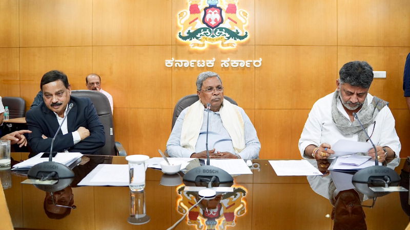 Siddaramaiah Caste census Meeting 1