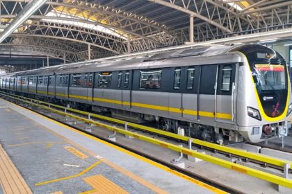 Yellow Line Metro
