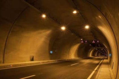 tunnel road