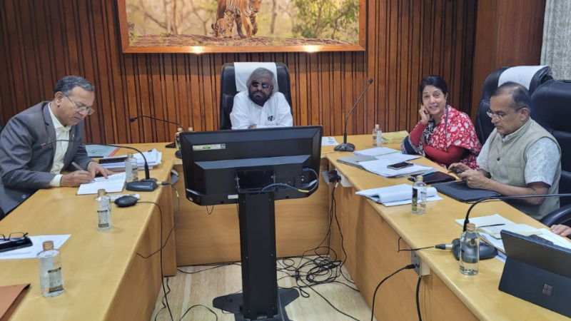 ಊರಿಗೆ ವನ್ಯಜೀವಿ ಆನೆ, ಹುಲಿ, ಚಿರತೆ, ಕರಡಿ ಬಂದ್ರೆ 1926ಗೆ ಕರೆ ಮಾಡಿ: ಈಶ್ವರ್ ಖಂಡ್ರೆ 2 Eshwar Khandre Meeting