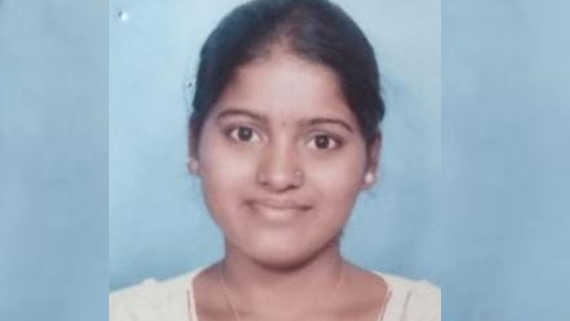 ಚಾಲಕನ ನಿಯಂತ್ರಣ ತಪ್ಪಿ ಆಟೋ ಪಲ್ಟಿ: ಯುವತಿ ಸಾವು, ಐವರು ಗಂಭೀರ 1 Koppal Auto Accident