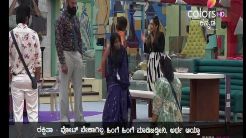 Who insulted the artists Sudeep Angry on Ashwini Gowda bigg boss kannada season 12 rakshita shetty gilli kavya 1